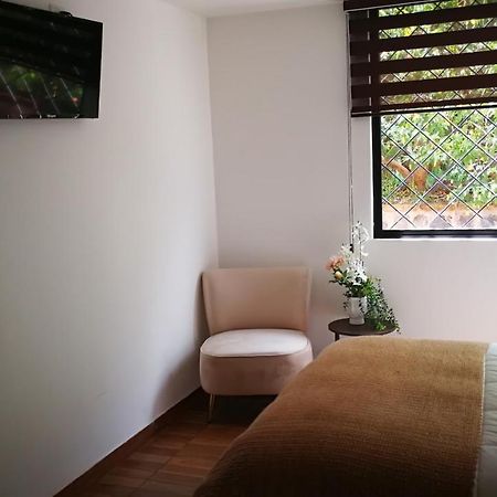 Chapelet Hostal Tababela Zewnętrze zdjęcie