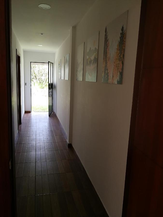Chapelet Hostal Tababela Zewnętrze zdjęcie
