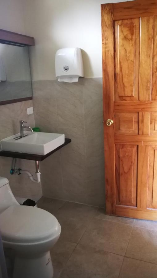Chapelet Hostal Tababela Zewnętrze zdjęcie