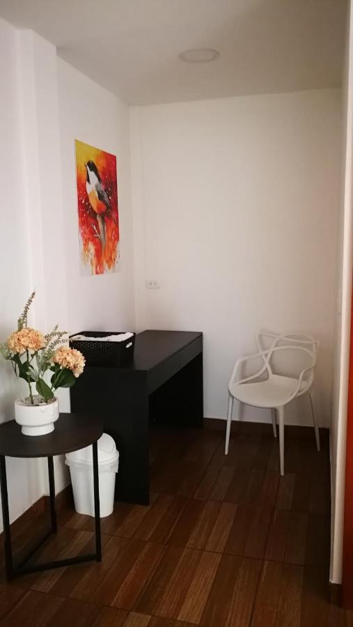 Chapelet Hostal Tababela Zewnętrze zdjęcie