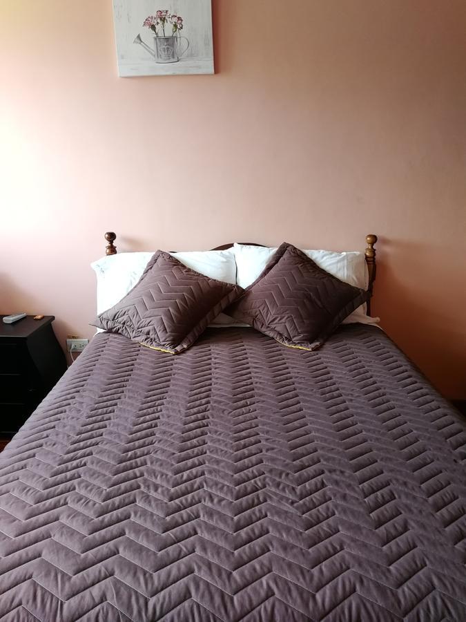Chapelet Hostal Tababela Zewnętrze zdjęcie