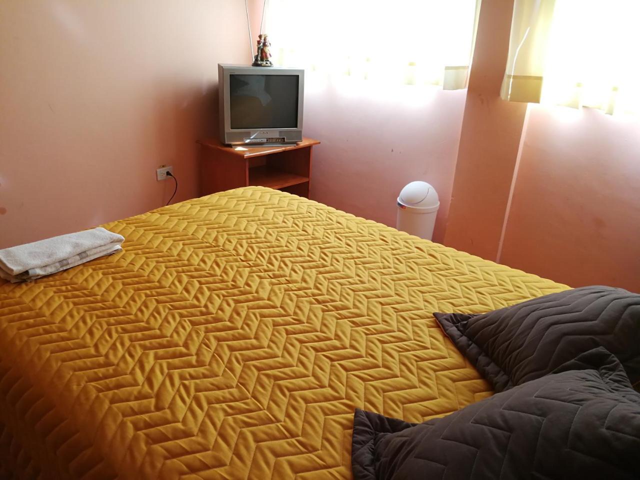 Chapelet Hostal Tababela Zewnętrze zdjęcie