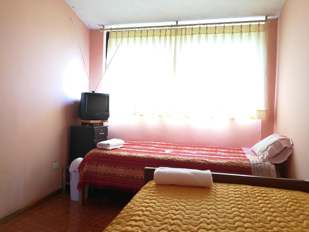 Chapelet Hostal Tababela Zewnętrze zdjęcie