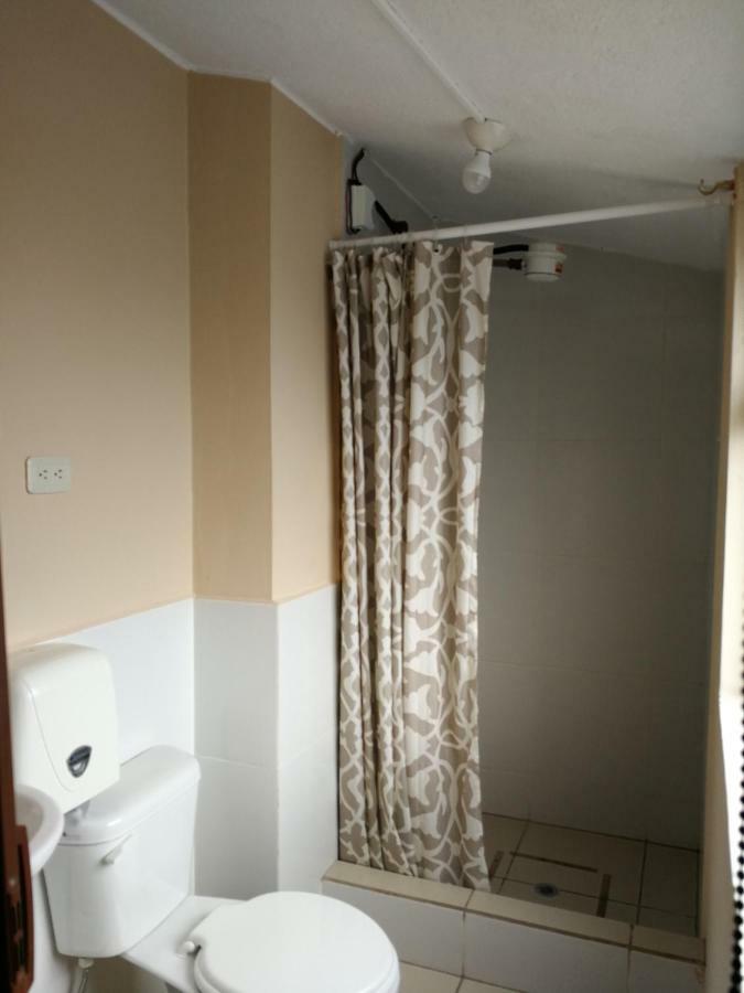 Chapelet Hostal Tababela Zewnętrze zdjęcie